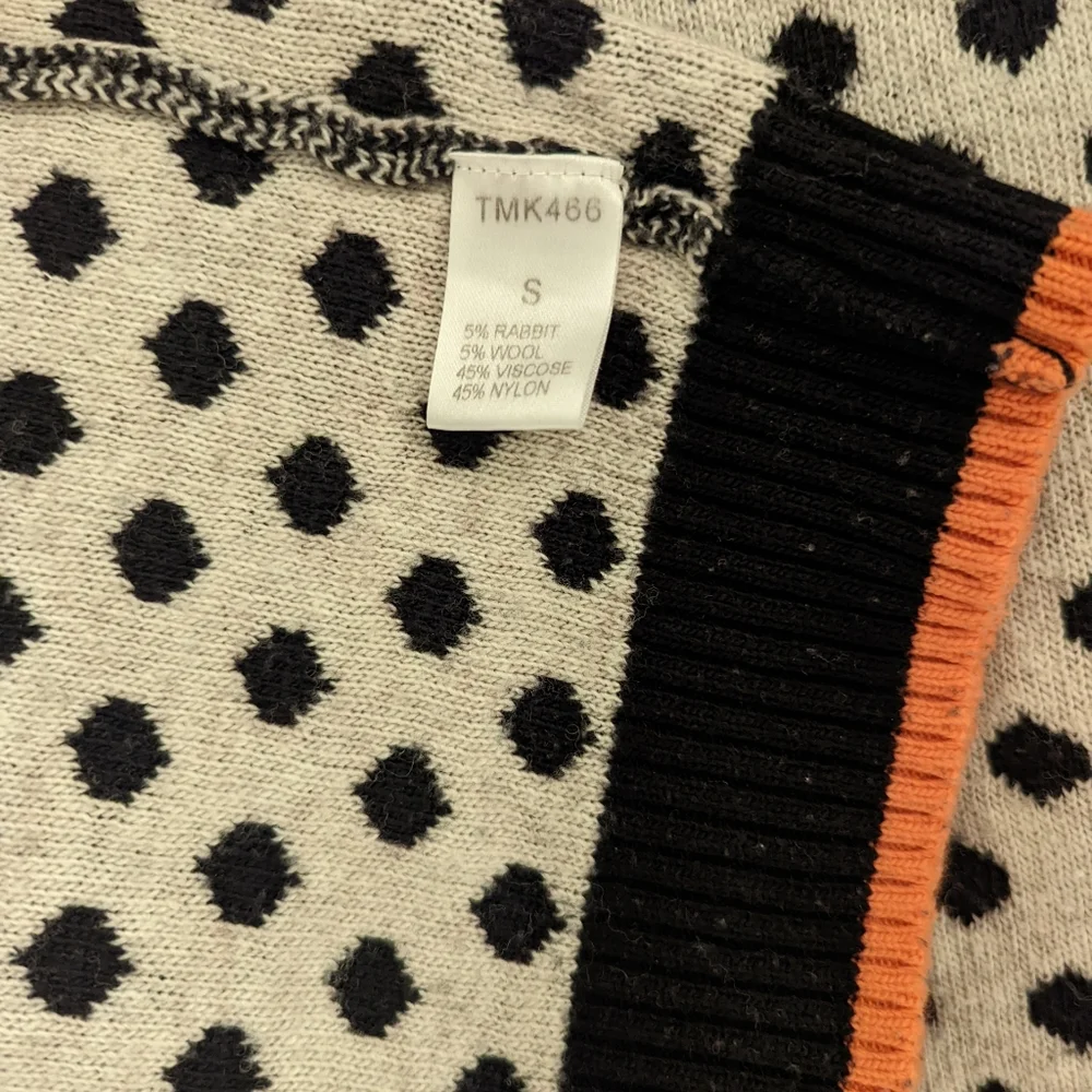 Spotted Sweater - Picture 4 of 4